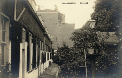 710603 Prentbriefkaart van de Sionskameren [Nieuwegracht 89-117, Utrecht], uitgegeven door A. van Dorsten Jr., Binnen- ...